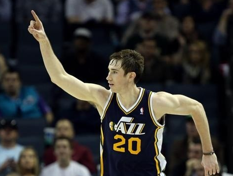 疑为球队带 疑为球队带